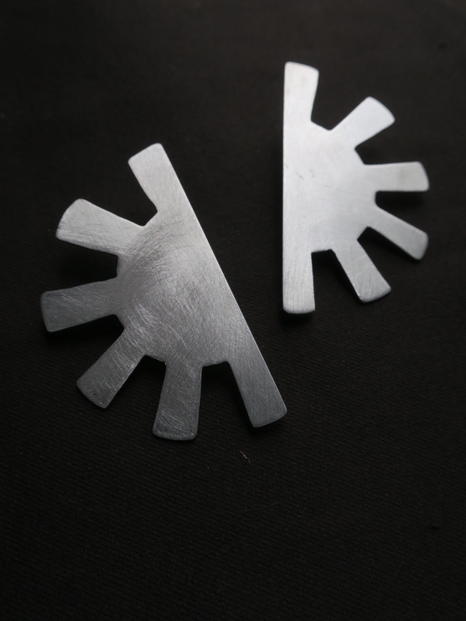 Les Soleils Incas - Boucles d'oreilles artisanales en aluminium