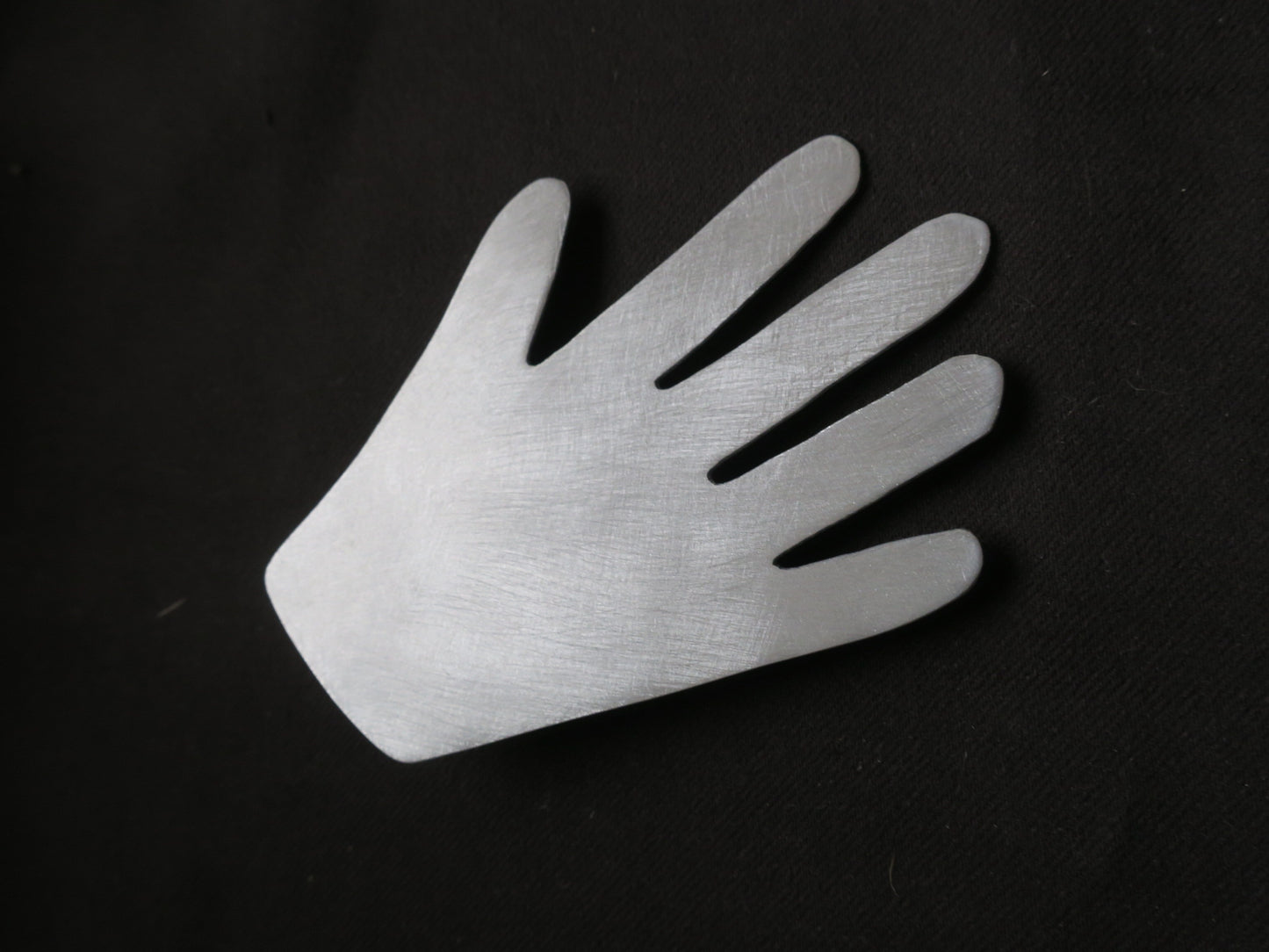 Broche Main — Aluminium Brossé