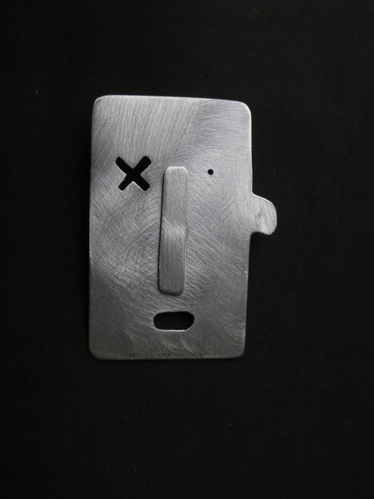 Les sentimentales - Broche en aluminium.